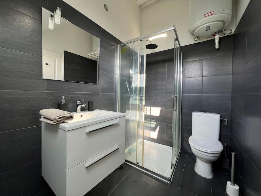 Bright Studio Apartment - Фонтенбло Екстер'єр фото