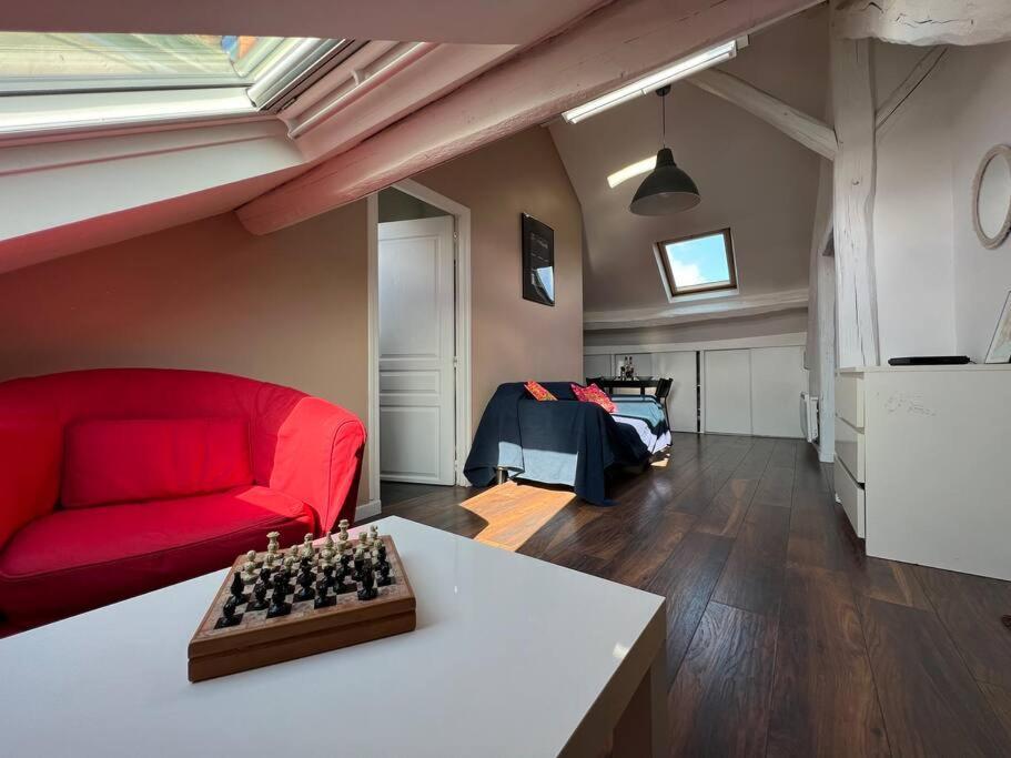 Bright Studio Apartment - Фонтенбло Екстер'єр фото